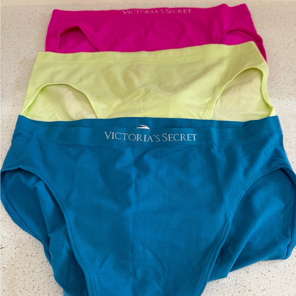 Victoria Secret panty bundle. 3 pairs. Size large.